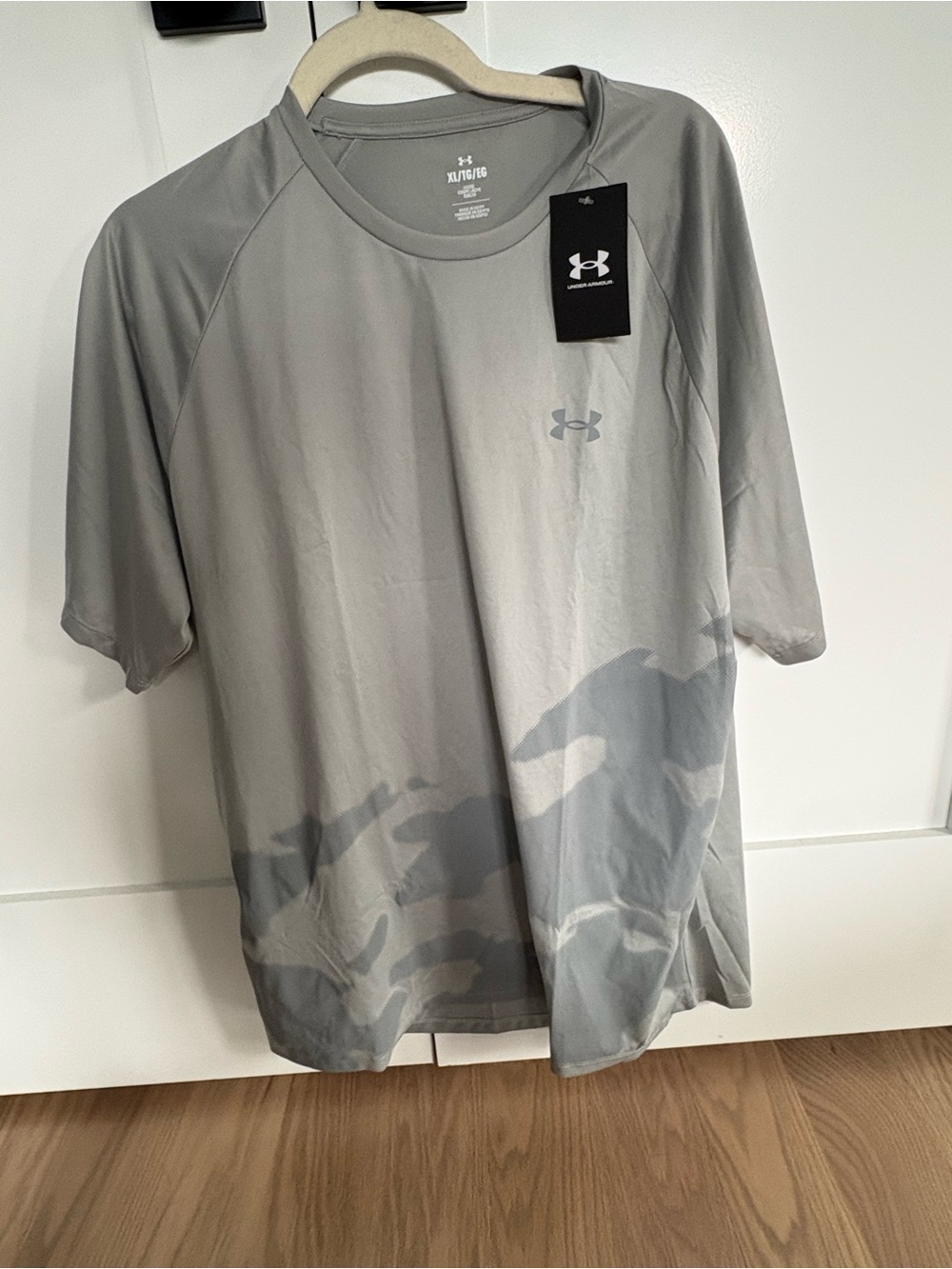New Under Armour Men's Grey Short-Sleeve Performance Tee size XL